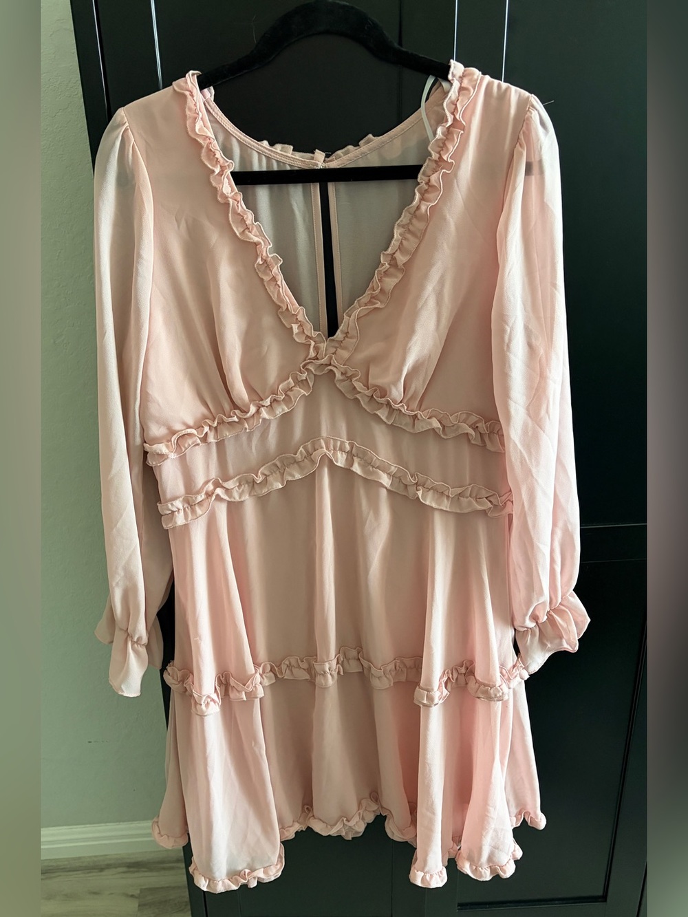 B. Darlin Blush Pink Ruffle Tiered Dress Long Sleeve Chiffon Size 13/14